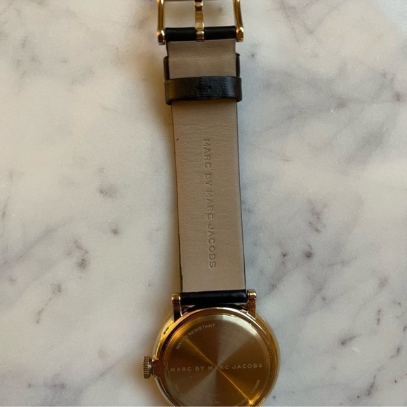 Marc by Marc Jacobs Black Leather Gold Face Watch - Picture 4 of 5